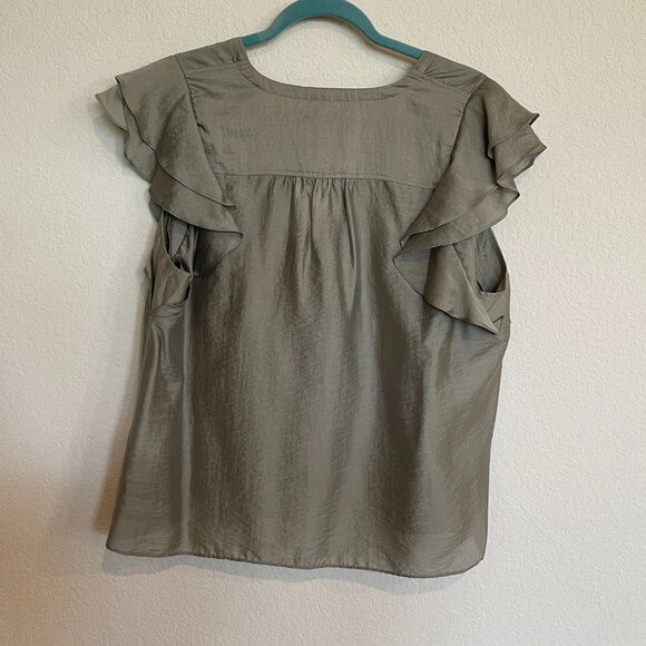 NWT Club Monaco Ruffle SLV Button Chemise in Sage - Picture 5 of 11